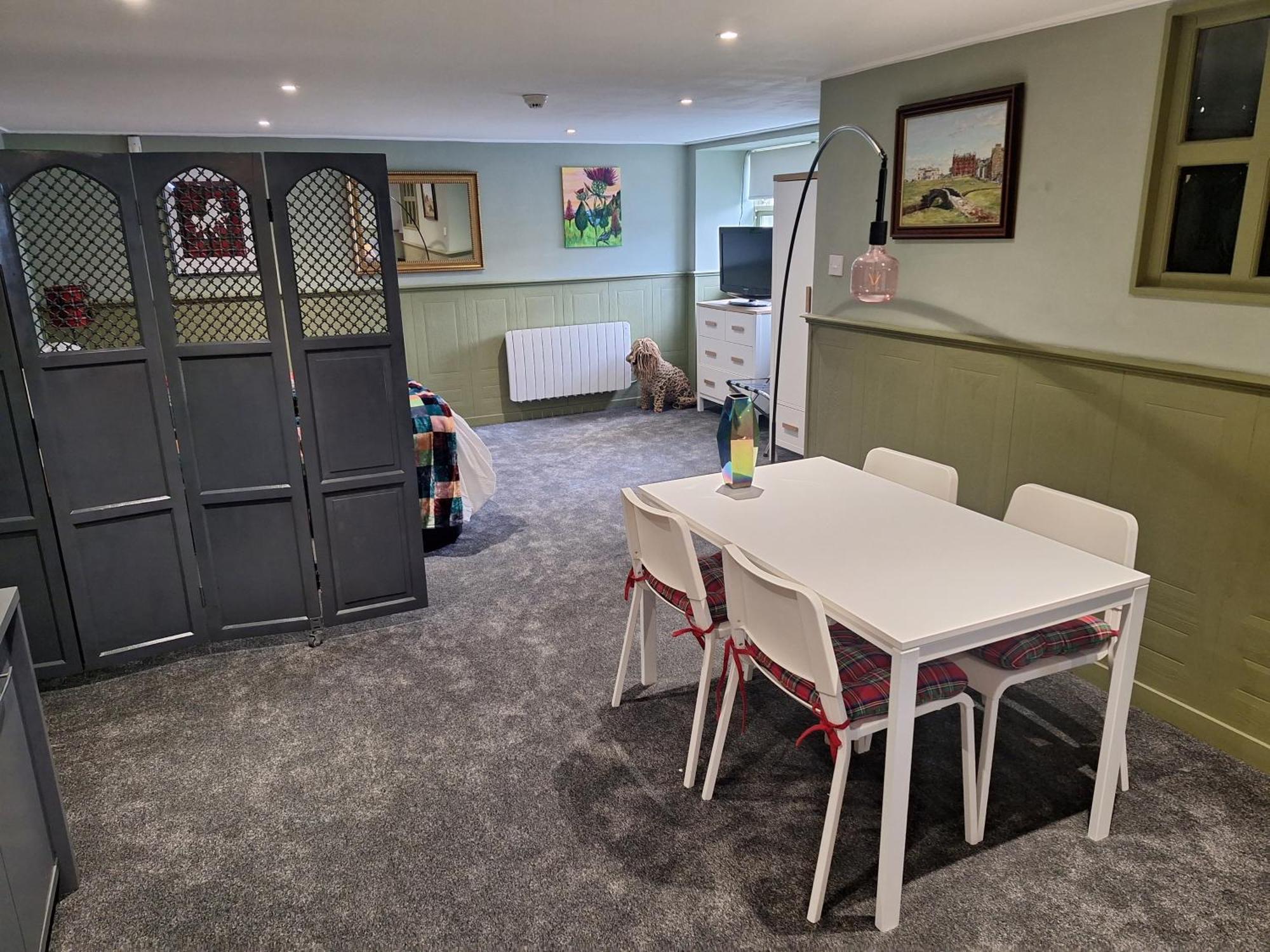 Sorn Inn Holiday Apartments Extérieur photo